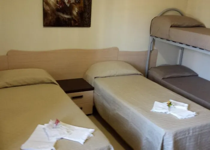 Emblema Mancaversa 玛丽娜迪曼卡维萨